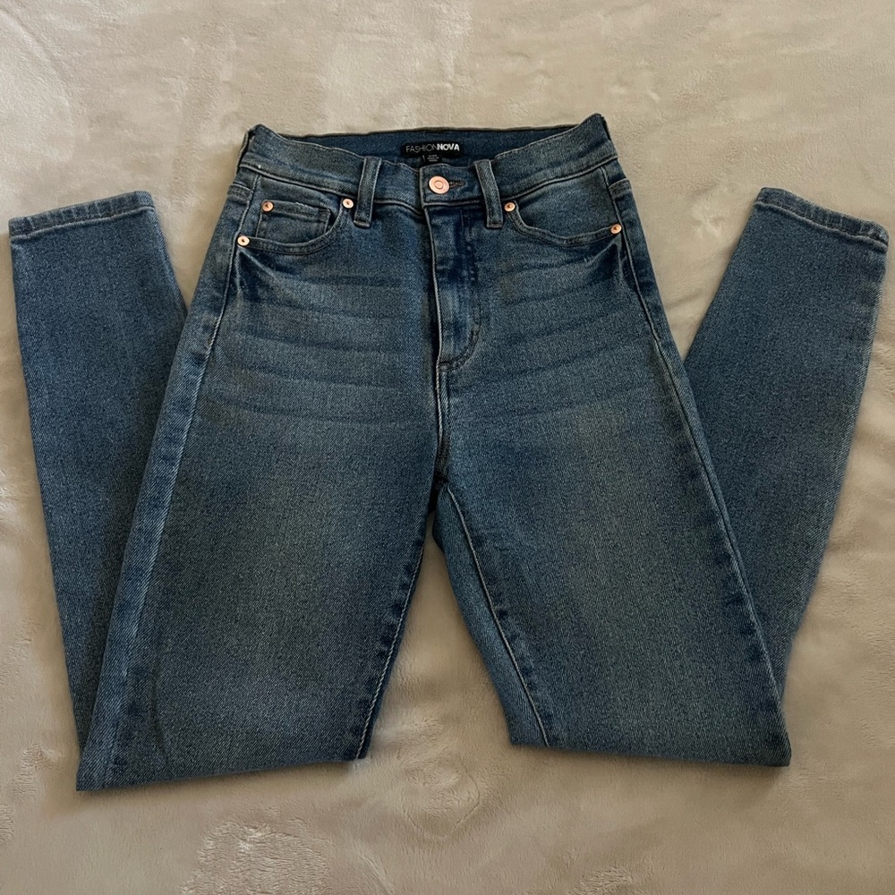 Fashion Nova Blue Skinny Jeans High-Waisted Tapered